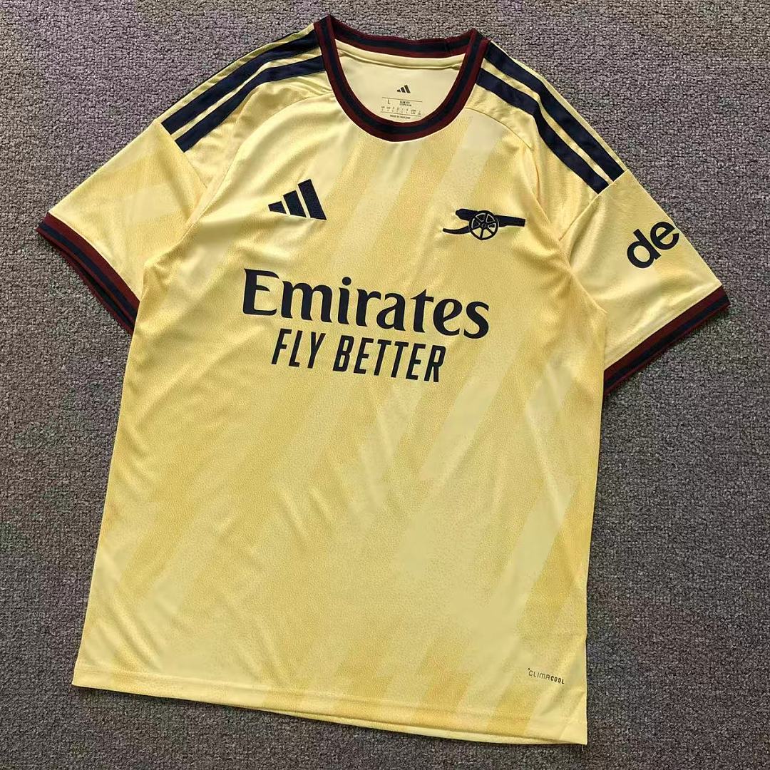 Unbranded 82 FOOTBALL T-SHIRT 1262216002 (Im 170Cm 60Kg I Wear Size L In The Phot), photo 1