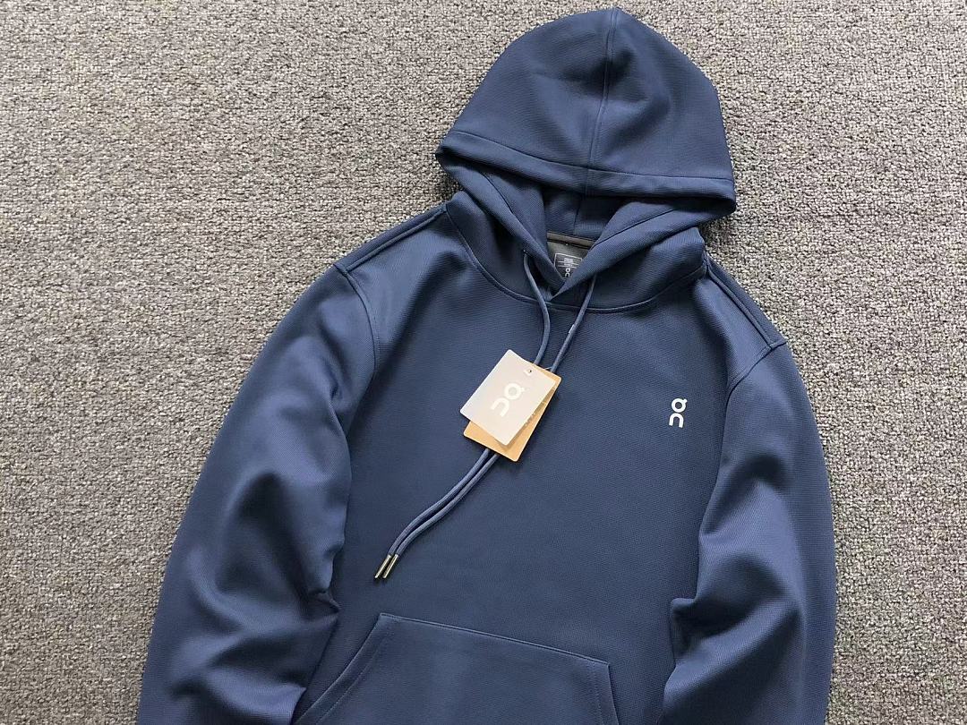 On Running 228 ON HOODIE - Image 8