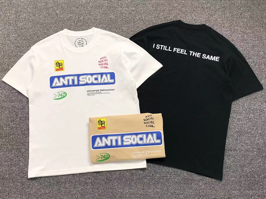 Christian Louboutin 85 ANTI SOCIAL CLUB T-SHIRT - Image 3