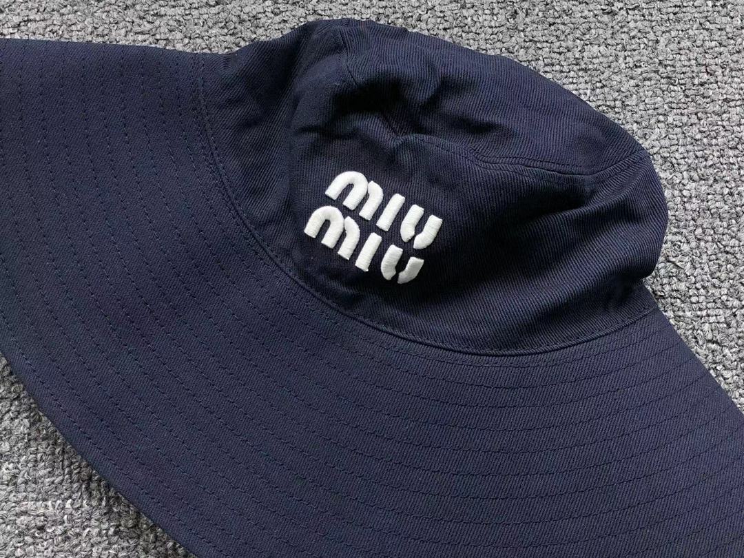 Miu Miu 78 M⭐U - Image 12