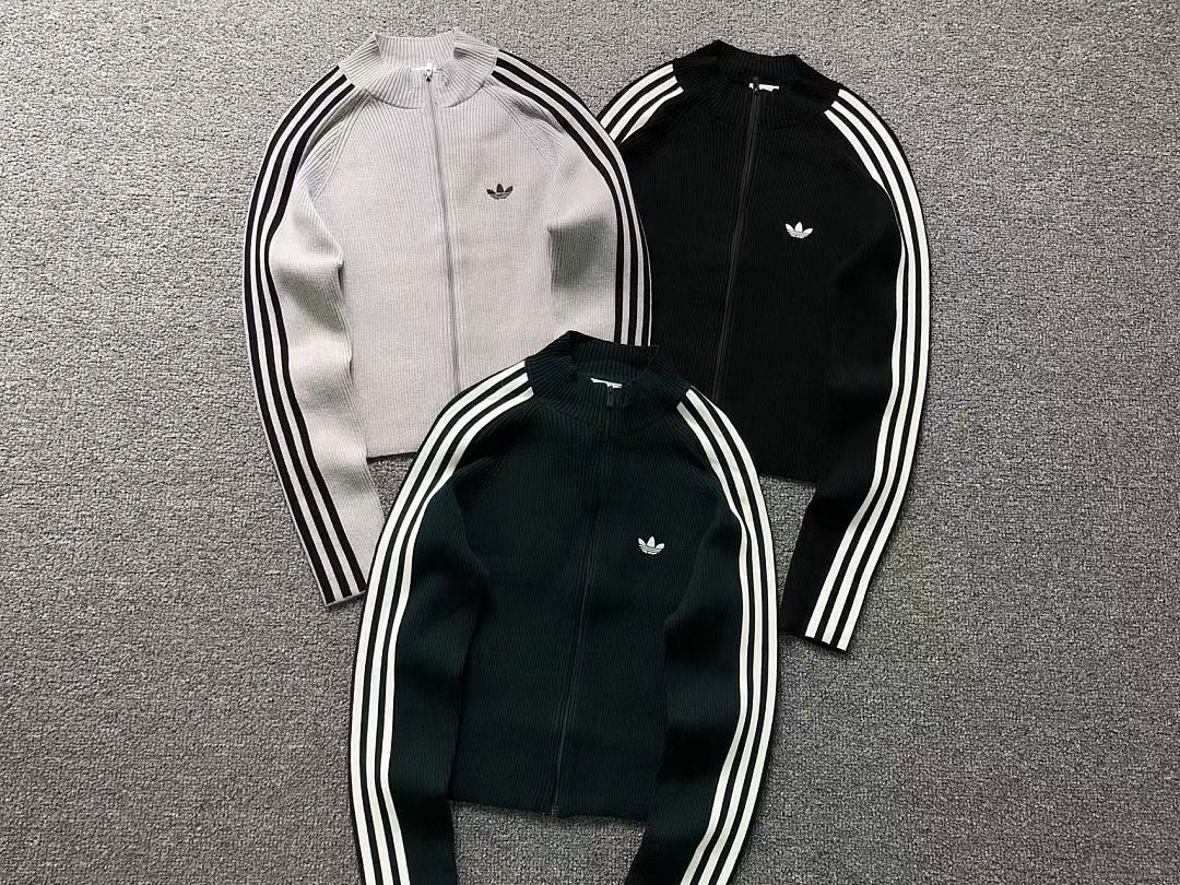 Adidas 188 A⭐I⭐AS SWEATER FEMAIE - Image 4