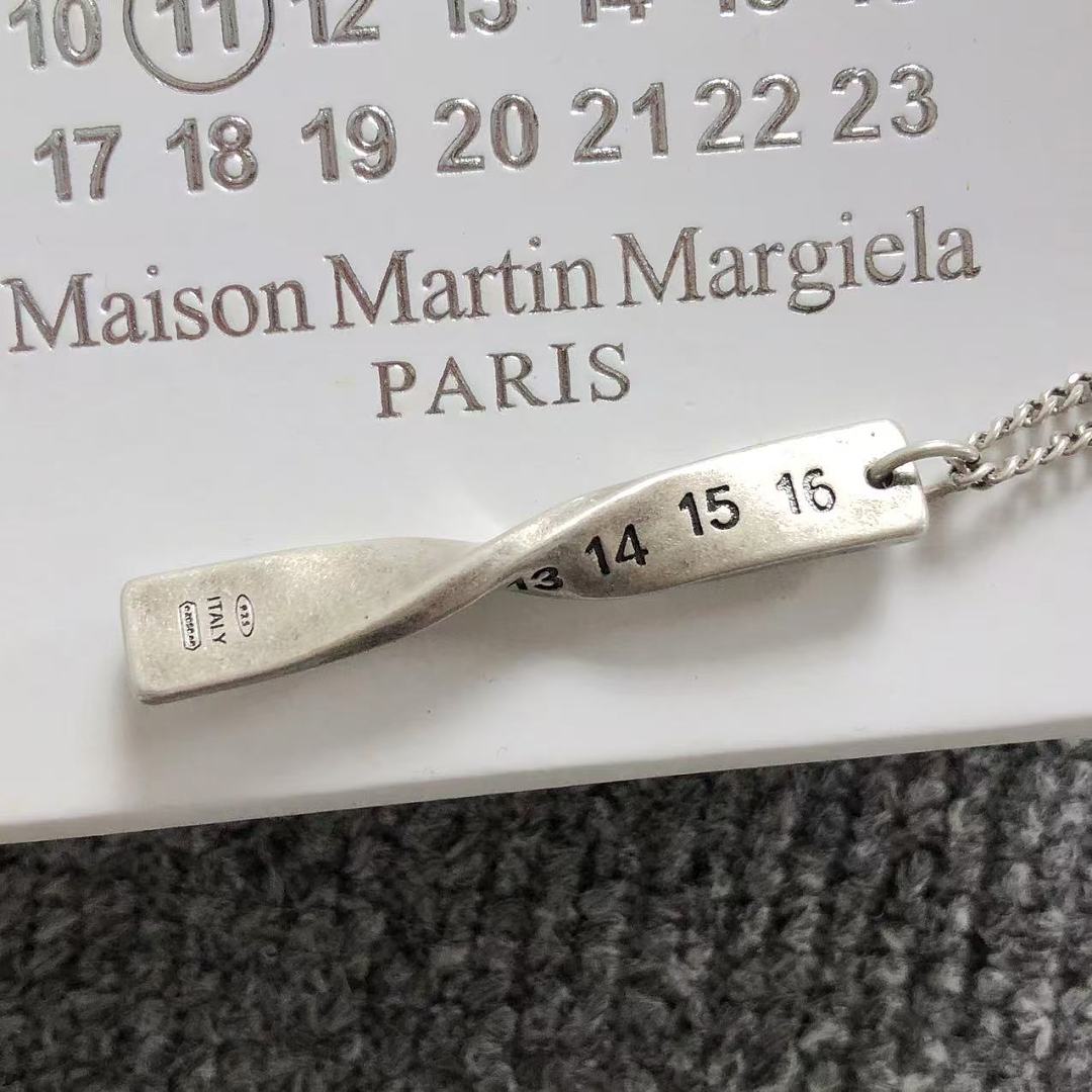 On Running 145 MAISON MARGIELA - Image 6