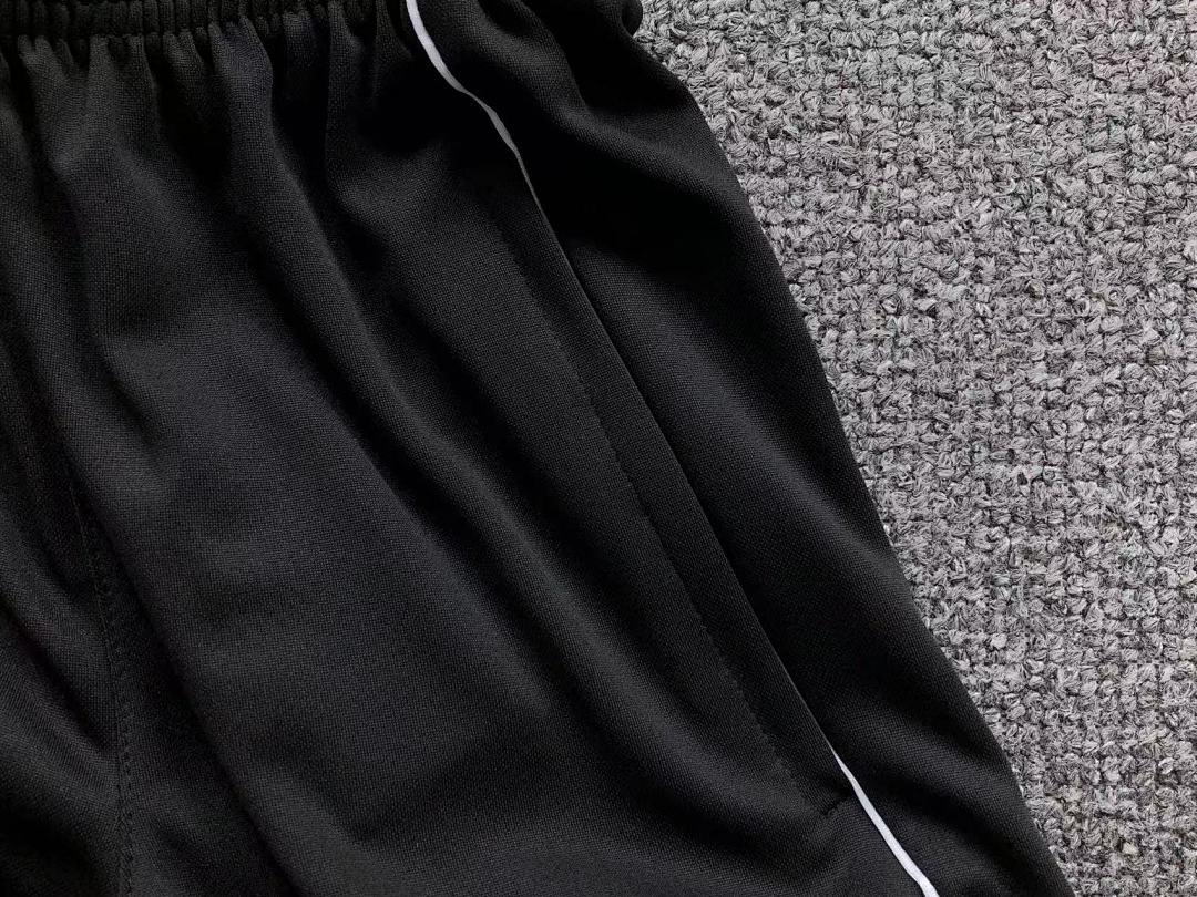 Chanel 135 FOOTBALL LONG SLEEVED TROUSERS - Image 29