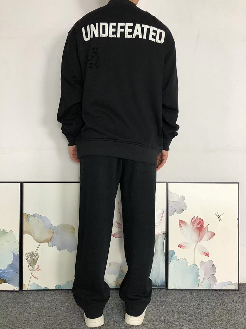 Undefeated 208 UNDEFEATED HOODIE 1232006159 (Im 170Cm 60Kg I Wear Size M In The Phot) - Image 4