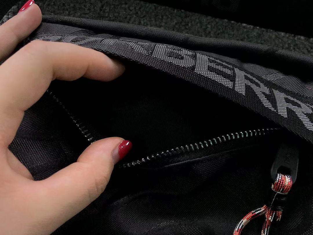 Burberry 145 B⭐R⭐E⭐RY BAG 3207070213 (Long 21CM* Wide 6CM* High 15CM) - Image 17