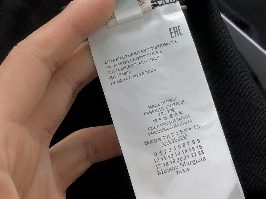 On Running 85 MAISON MARGIELA T-SHIRT 5231239162 (Im 170Cm 60Kg I Wear Size XL In The Phot) - Image 15