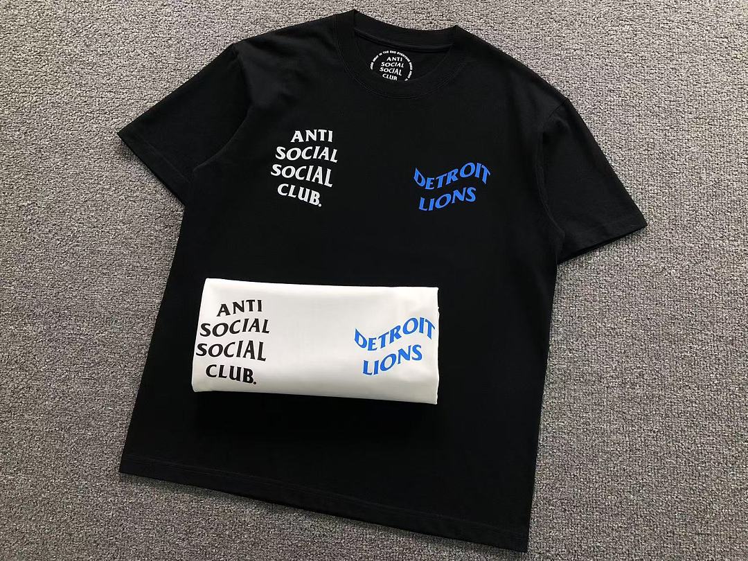 Christian Louboutin 88 ANTI SOCIAL CLUB T-SHIRT 3206211002 (Im 170Cm 60Kg I Wear Size M In The Phot) - Image 16