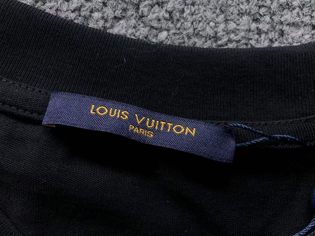 Louis Vuitton 125 L⭐ T-SHIRT 126270460 (Im 170Cm 60Kg I Wear Size XL In The Phot) - Image 17