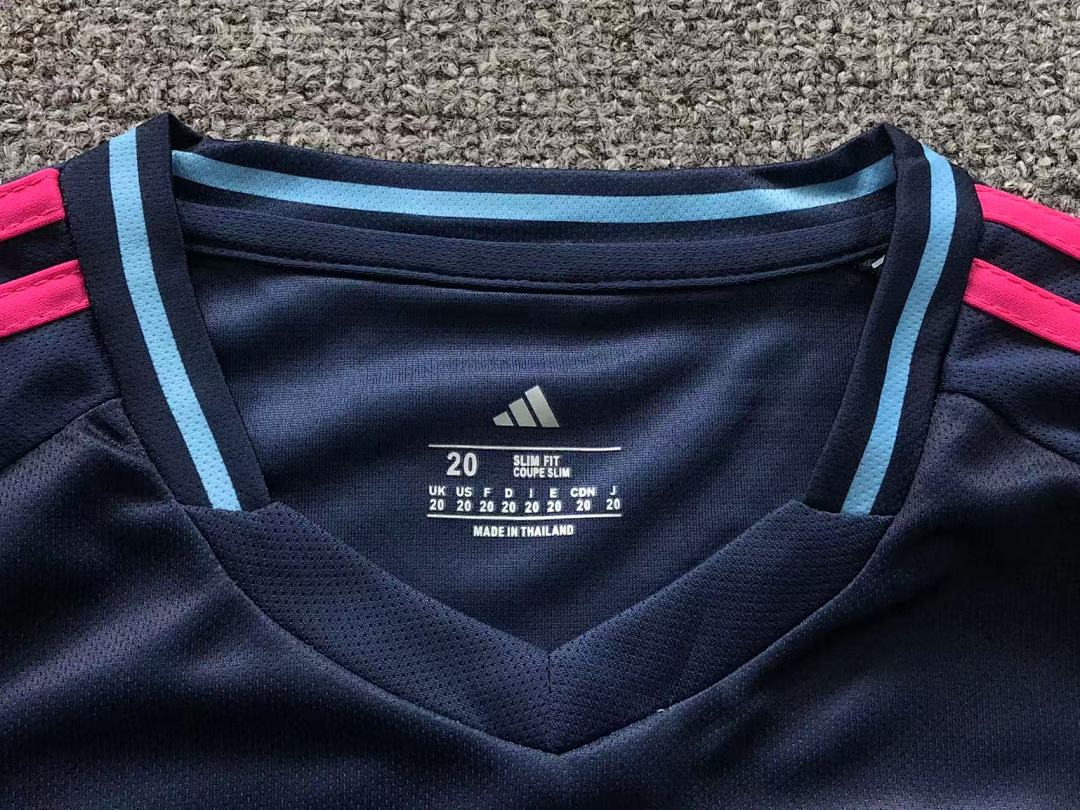Chanel 75 FOOTBALL T-SHIRT SHORTS - Image 14