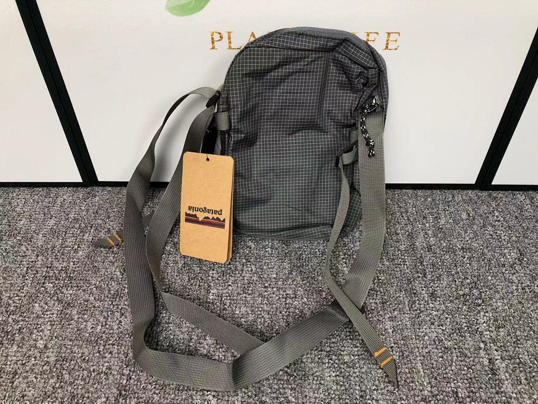 On Running 78 PATAGONIA BAG 19030866 (Long 15CM* Wide 6CM* High 21CM) - Image 26