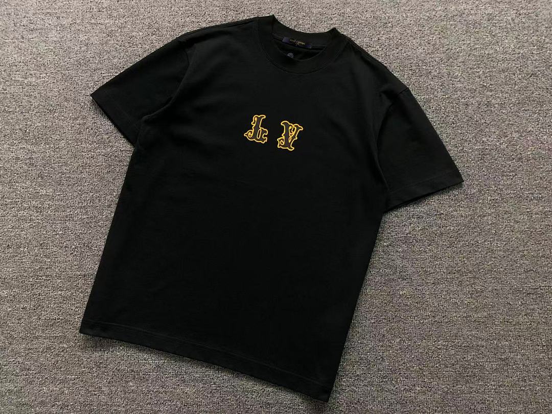 Louis Vuitton 118 L⭐ T-SHIRT 5103106147 (Im 170Cm 60Kg I Wear Size M In The Phot) - Image 8