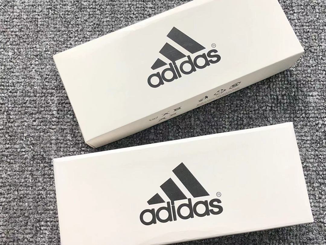 Adidas 68 A⭐I⭐AS - Image 9