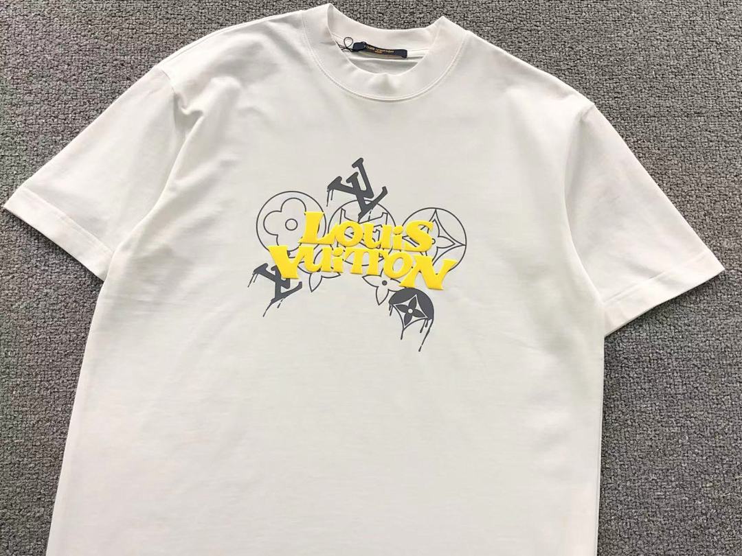 Louis Vuitton 118 L⭐ T-SHIRT 5111403147 (Im 170Cm 60Kg I Wear Size M In The Phot) - Image 8