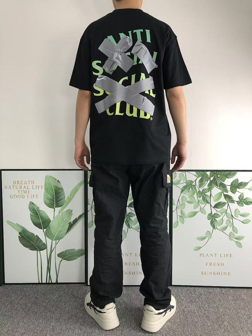 Christian Louboutin 85 ANTI SOCIAL CLUB T-SHIRT 111043102 (Im 170Cm 57Kg I Wear Size M In The Phot) - Image 4
