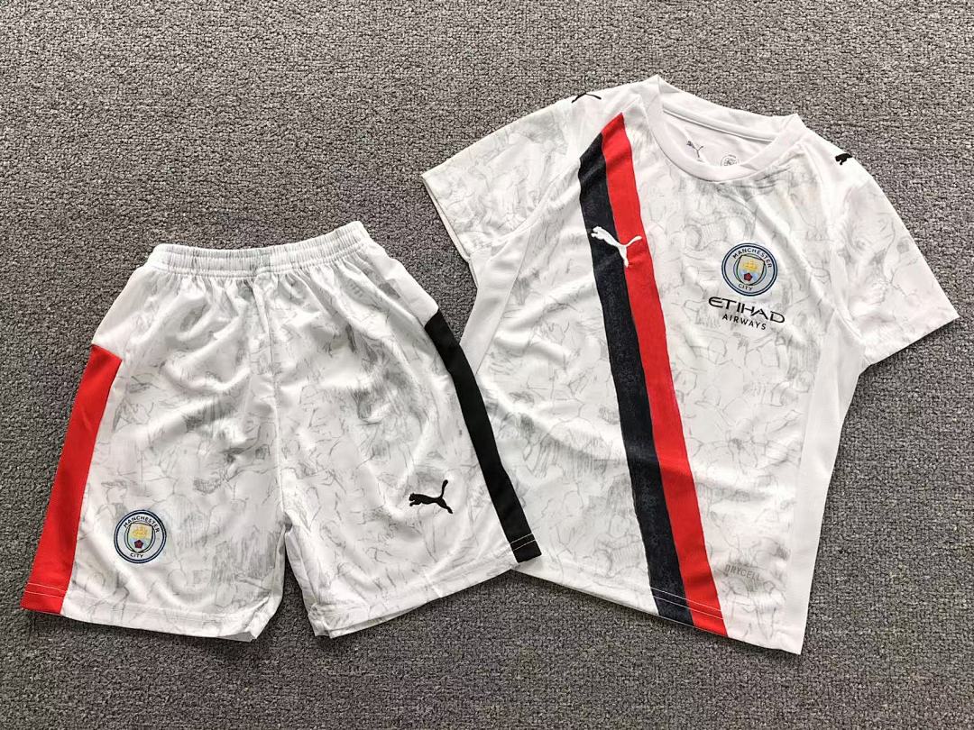 Chanel 75 FOOTBALL CHILD SHORTS T-SHIRT - Image 4
