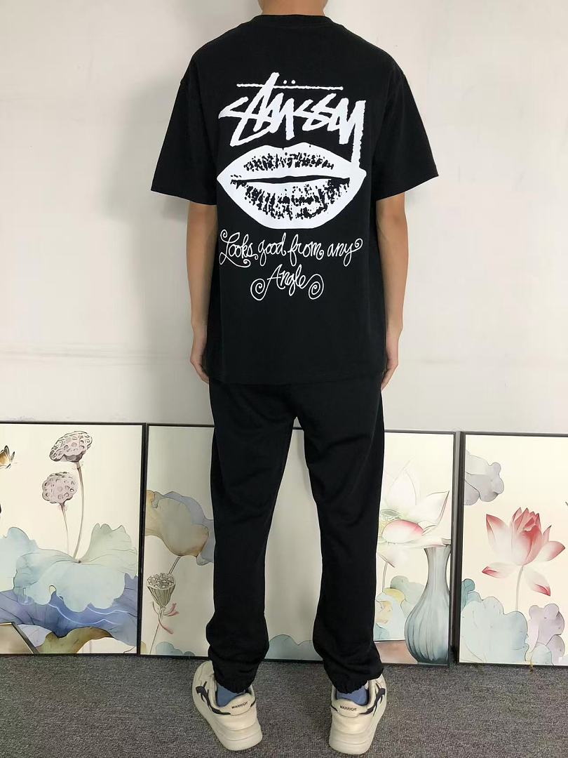 Stussy 82 STUSSY T-SHIRT 126171902 (Im 170Cm 60Kg I Wear Size M In The Phot) - Image 4