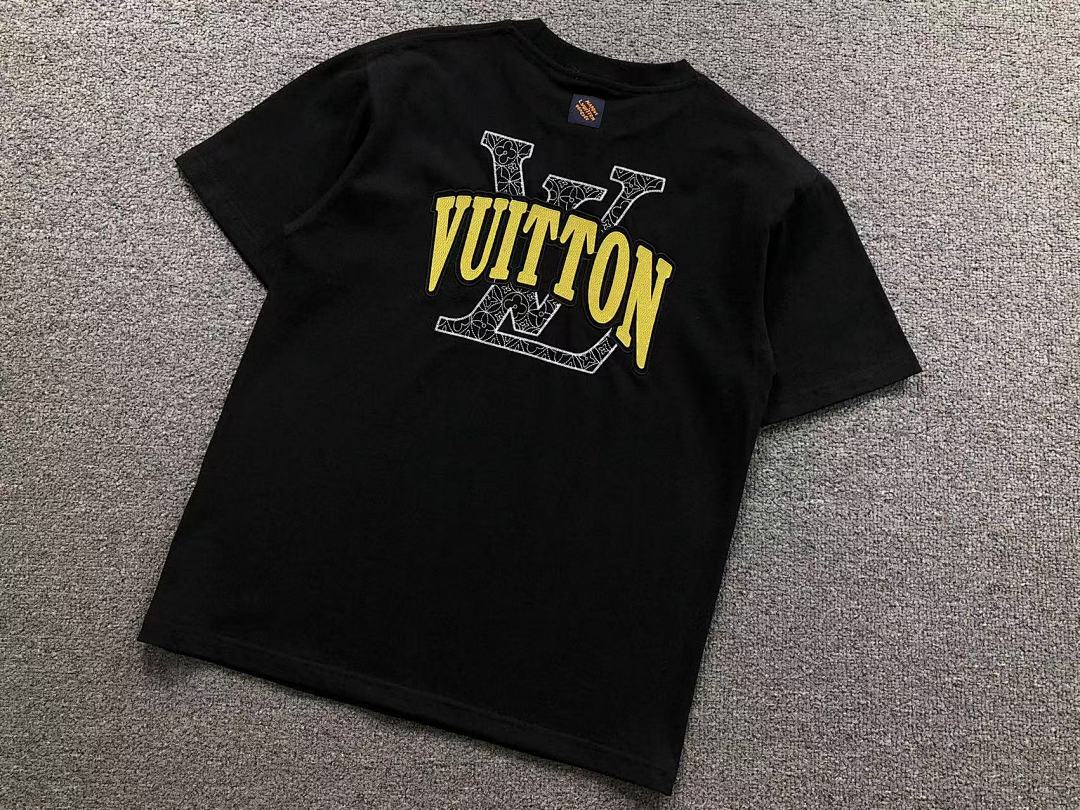 Louis Vuitton 118 L⭐ T-SHIRT 124706104 (Im 170Cm 60Kg I Wear Size S In The Phot) - Image 11