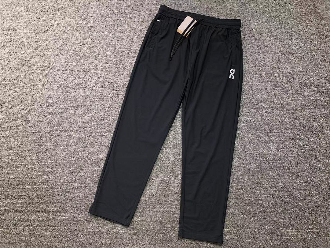 On Running 108 ON TROUSERS 3101053503 (Im 170Cm 60Kg I Wear Size XL In The Phot) - Image 12
