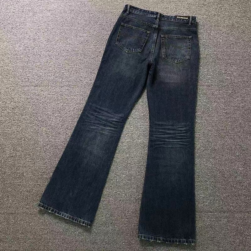 Balenciaga 235 B⭐L⭐⭐⭐IA⭐A