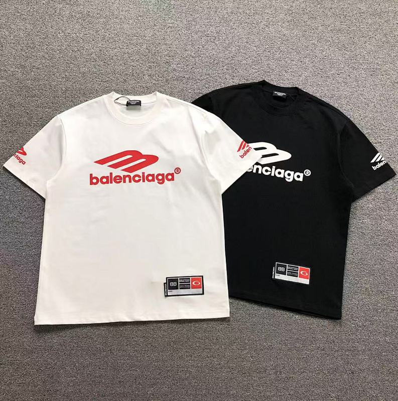 Balenciaga 165 B⭐L⭐⭐⭐IA⭐A T-SHIRT 2203181705 (Im 170Cm 60Kg I Wear Size M In The Phot)