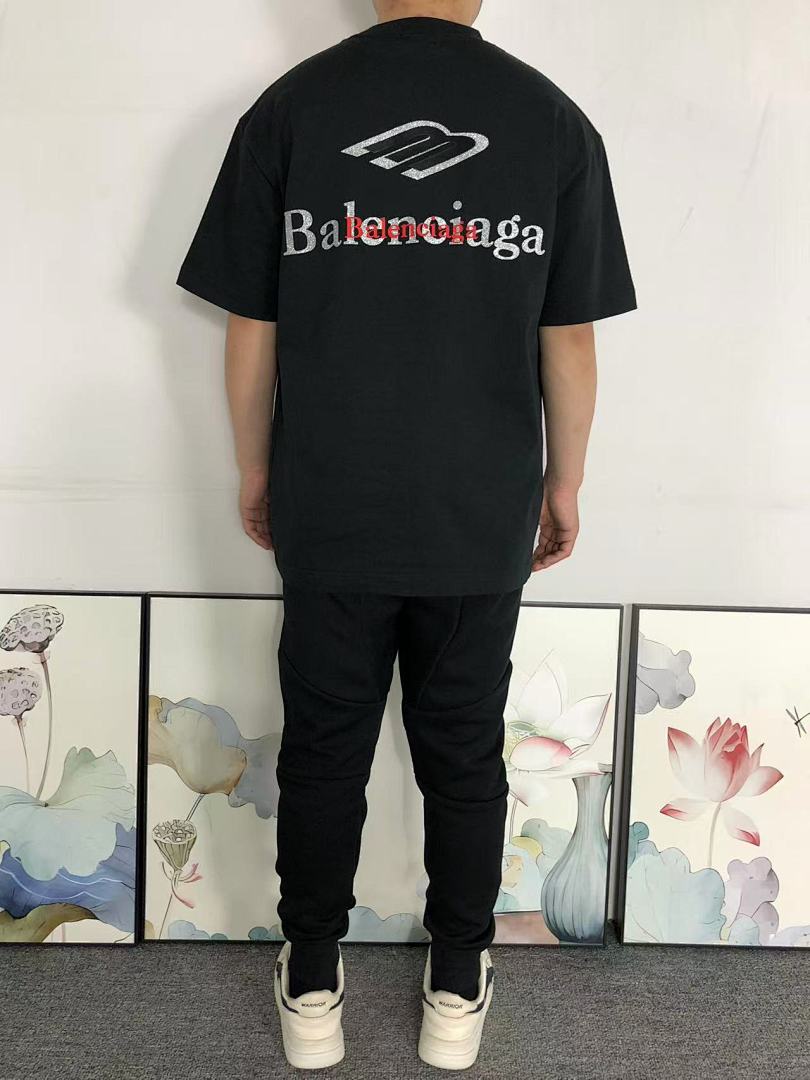 Balenciaga 115 B⭐L⭐⭐⭐IA⭐A T-SHIRT 3203243121 (Im 170Cm 60Kg I Wear Size M In The Phot) - Image 4