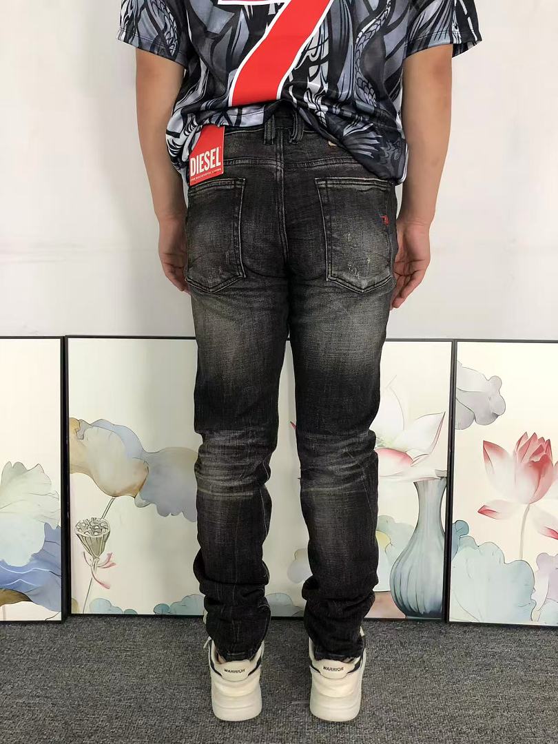 Diesel 228 DIESEL TROUSERS 3207080717 (Im 170Cm 60Kg I Wear Size 32 In The Phot) - Image 4