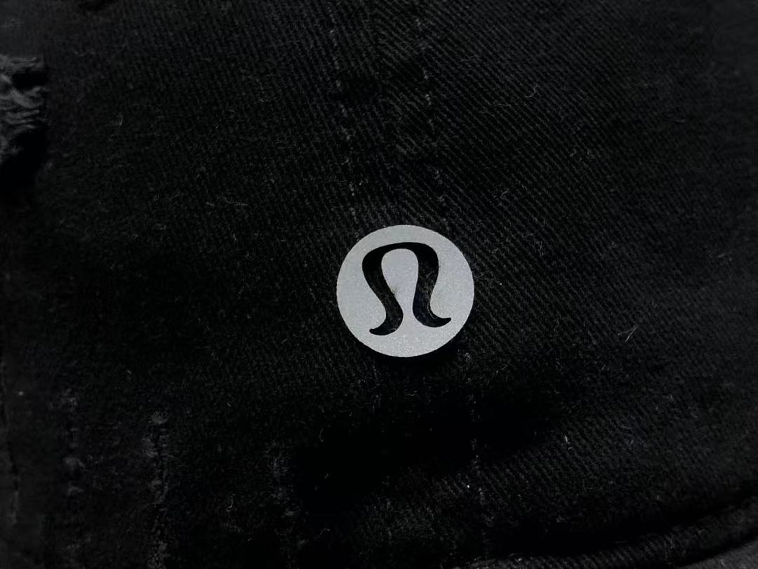 On Running 79 LULULEMON - Image 10