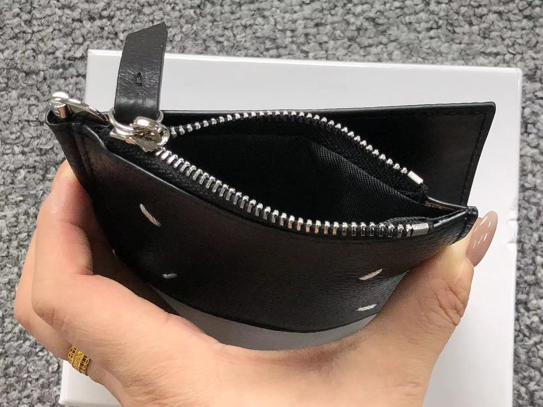 On Running 135 MAISON MARGIELA BAG 3206182221 (Long 12CM* High 9CM) - Image 12