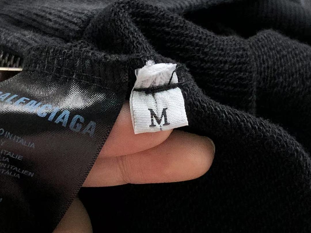 Balenciaga 195 B⭐L⭐⭐⭐IA⭐A HOODIE 1108211499 (Im 170Cm 60Kg I Wear Size M In The Phot) - Image 17