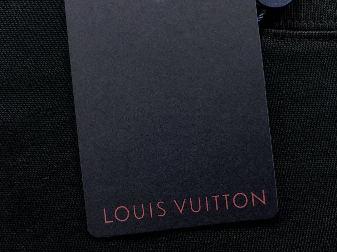Louis Vuitton 118 L⭐ T-SHIRT 5111406147 (Im 170Cm 60Kg I Wear Size M In The Phot) - Image 27