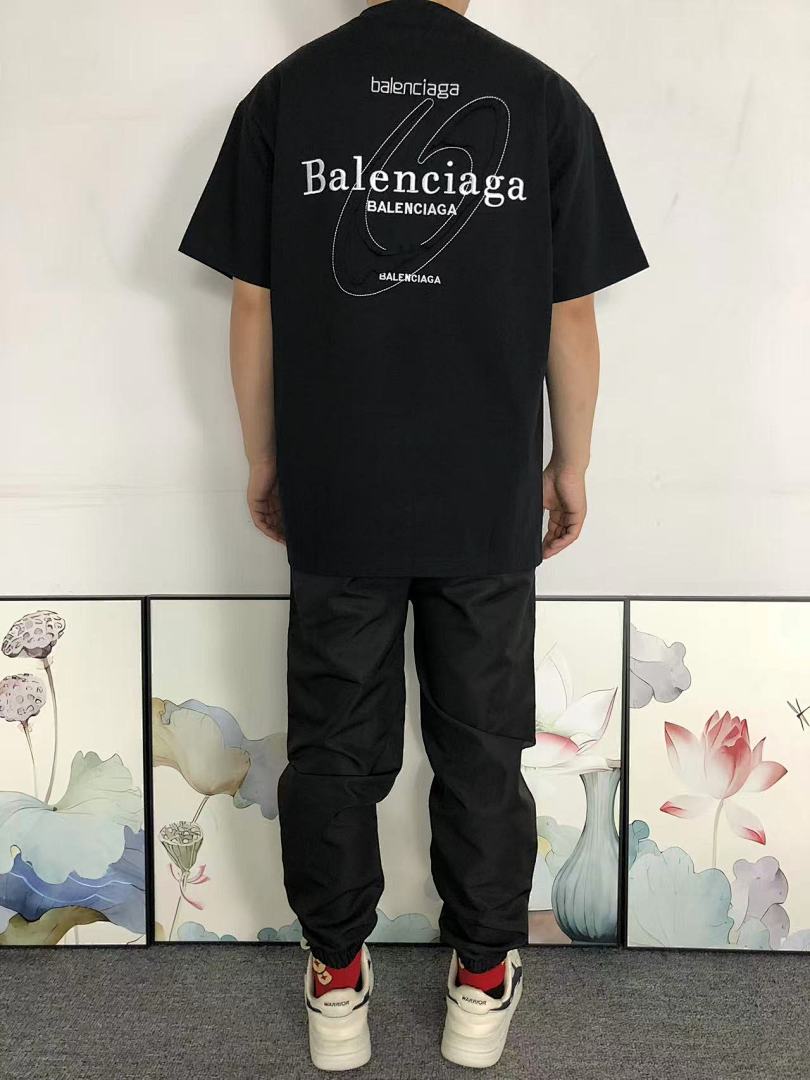 Balenciaga 135 B⭐L⭐⭐⭐IA⭐A T-SHIRT 3203272417 (Im 170Cm 60Kg I Wear Size M In The Phot) - Image 4