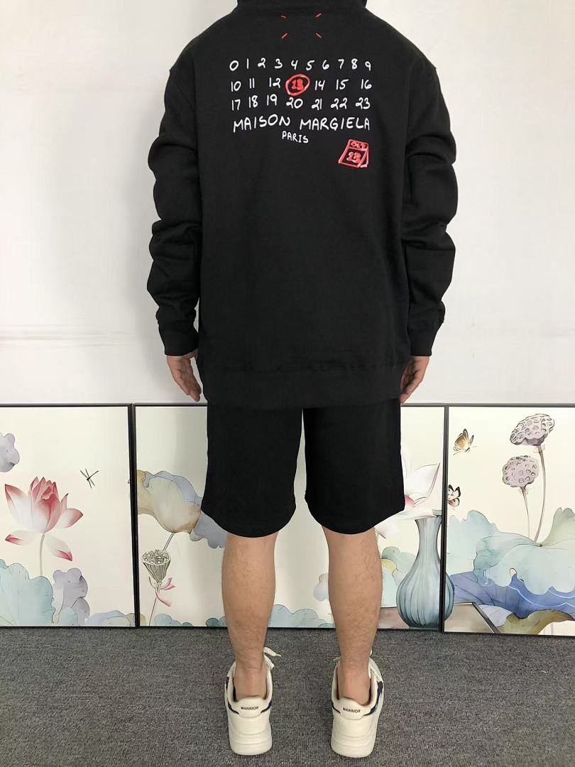 On Running 128 MAISON MARGIELA HOODIE 4107072486 (Im 170Cm 60Kg I Wear Size 48 In The Phot) - Image 4