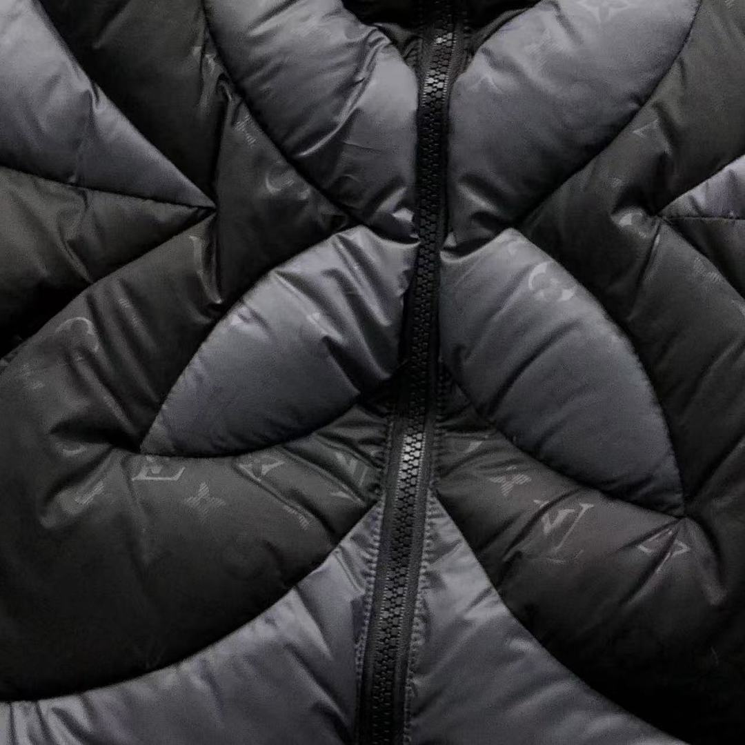Louis Vuitton 708 L⭐ DOWN JACKETS 5100706147 (Im 170Cm 60Kg I Wear Size XS In The Phot) - Image 10