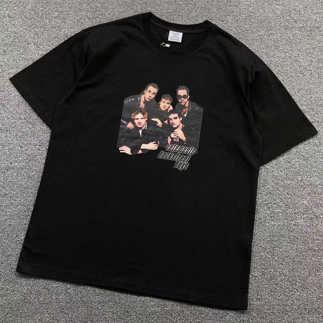 Vetements 108 VETEMENTS T-SHIRT 4112180128 (Im 170Cm 57Kg I Wear Size L In The Phot)
