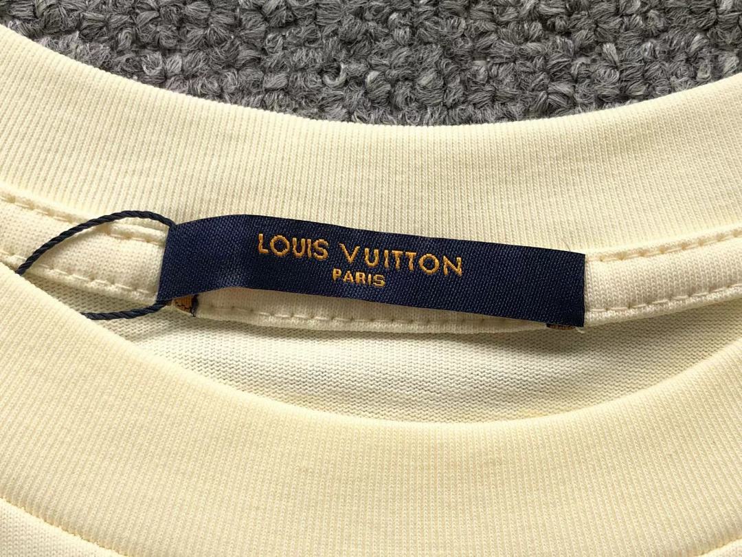 Louis Vuitton 129 L⭐ T-SHIRT 214061936 (Im 170Cm 60Kg I Wear Size S In The Phot) - Image 17