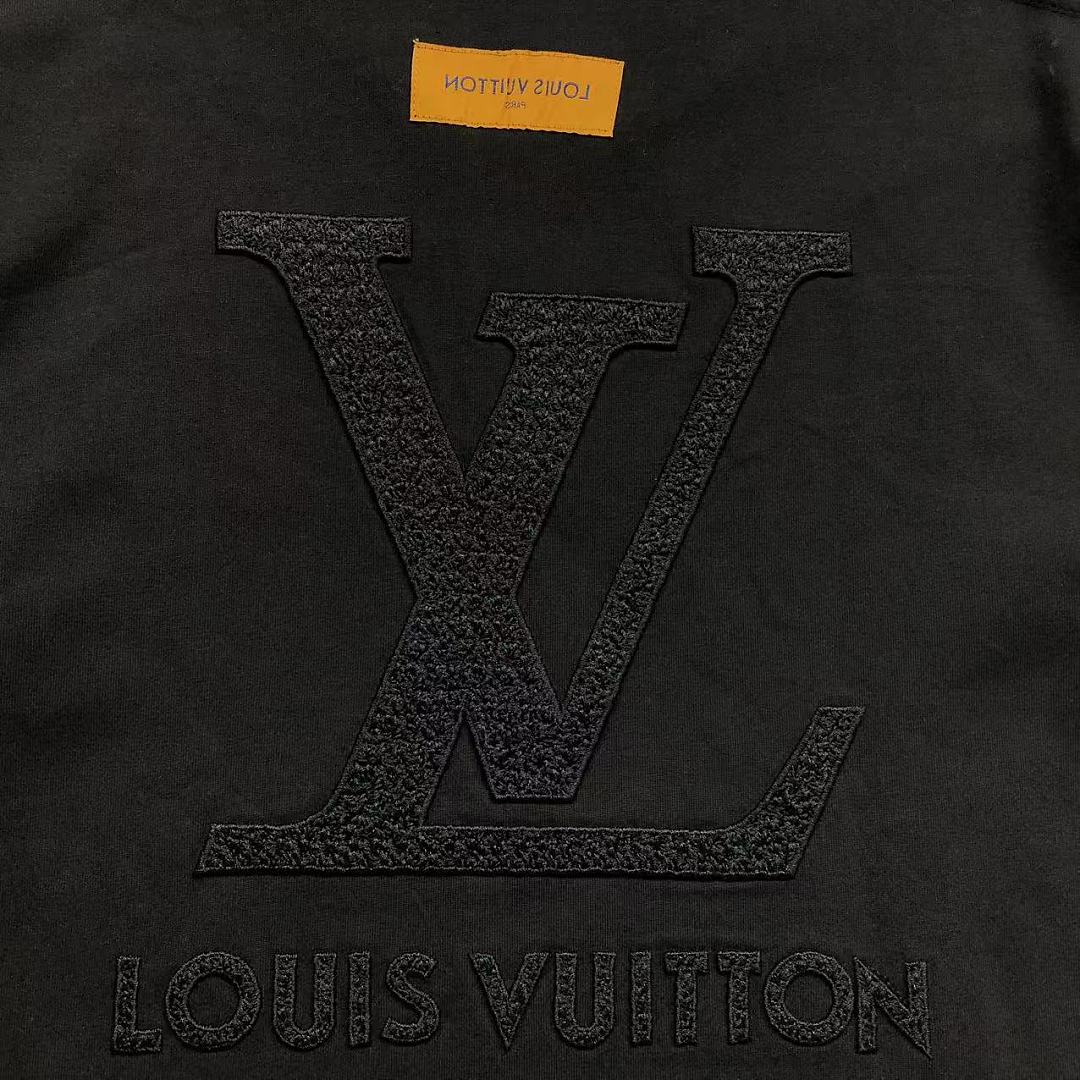 Louis Vuitton 108 L⭐ T-SHIRT 525220781 (Im 170Cm 60Kg I Wear Size S In The Phot) - Image 13