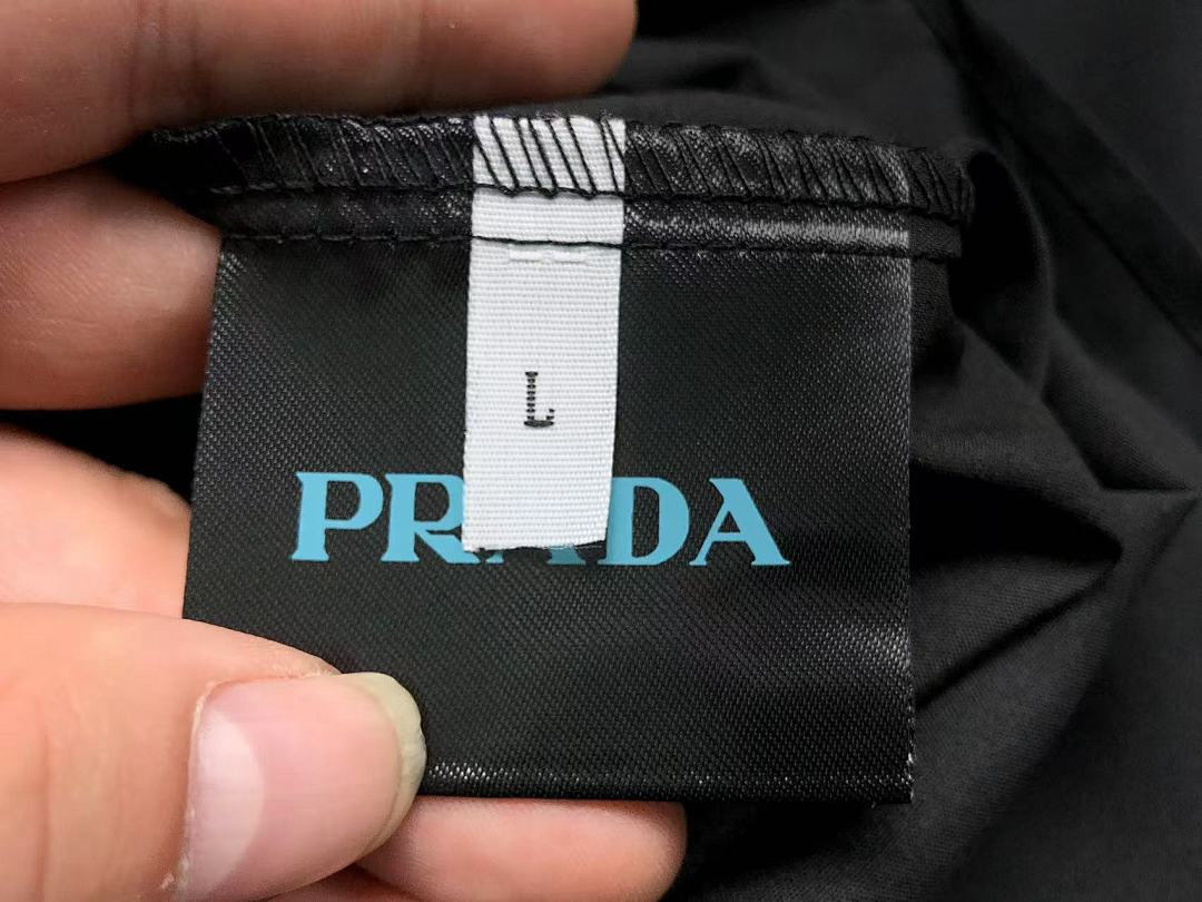 Prada 116 P⭐A⭐A SHIRT 211052539 (Im 170Cm 55Kg I Wear Size L In The Phot) - Image 25