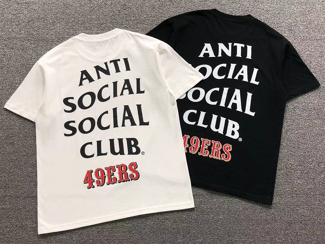 Christian Louboutin 88 ANTI SOCIAL CLUB T-SHIRT 126212502 (Im 170Cm 60Kg I Wear Size M In The Phot) - Image 5