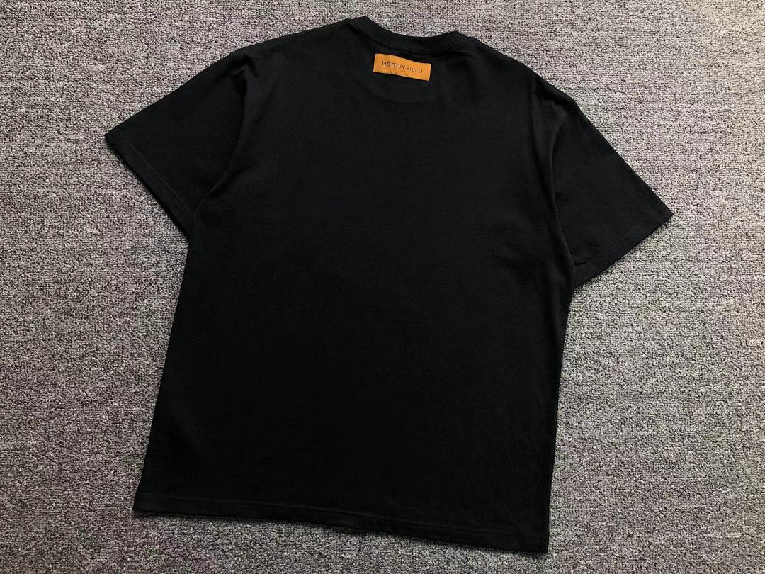Louis Vuitton 108 L⭐ T-SHIRT 503051970 (Im 170Cm 55Kg I Wear Size M In The Phot) - Image 11