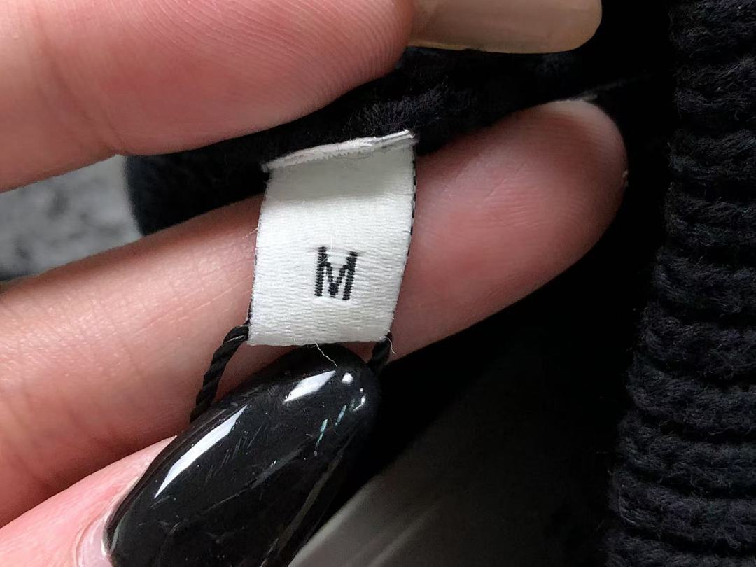 AMI 158 AMI SWEATER 21101009125 (Im 170Cm 60Kg I Wear Size M In The Phot) - Image 26