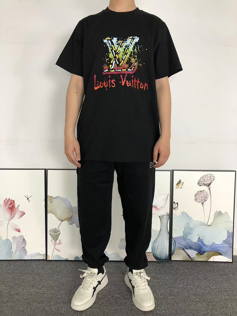 Louis Vuitton 115 L⭐ T-SHIRT 3105121460 (Im 170Cm 60Kg I Wear Size M In The Phot) - Image 3