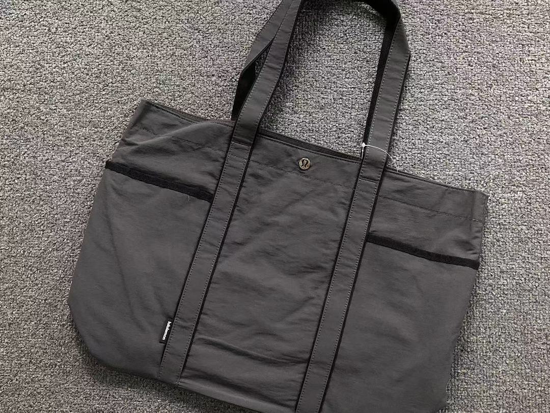On Running 178 LULULEMON BAG 4207030777 Long 49CM* Wide 16CM* High - Image 27