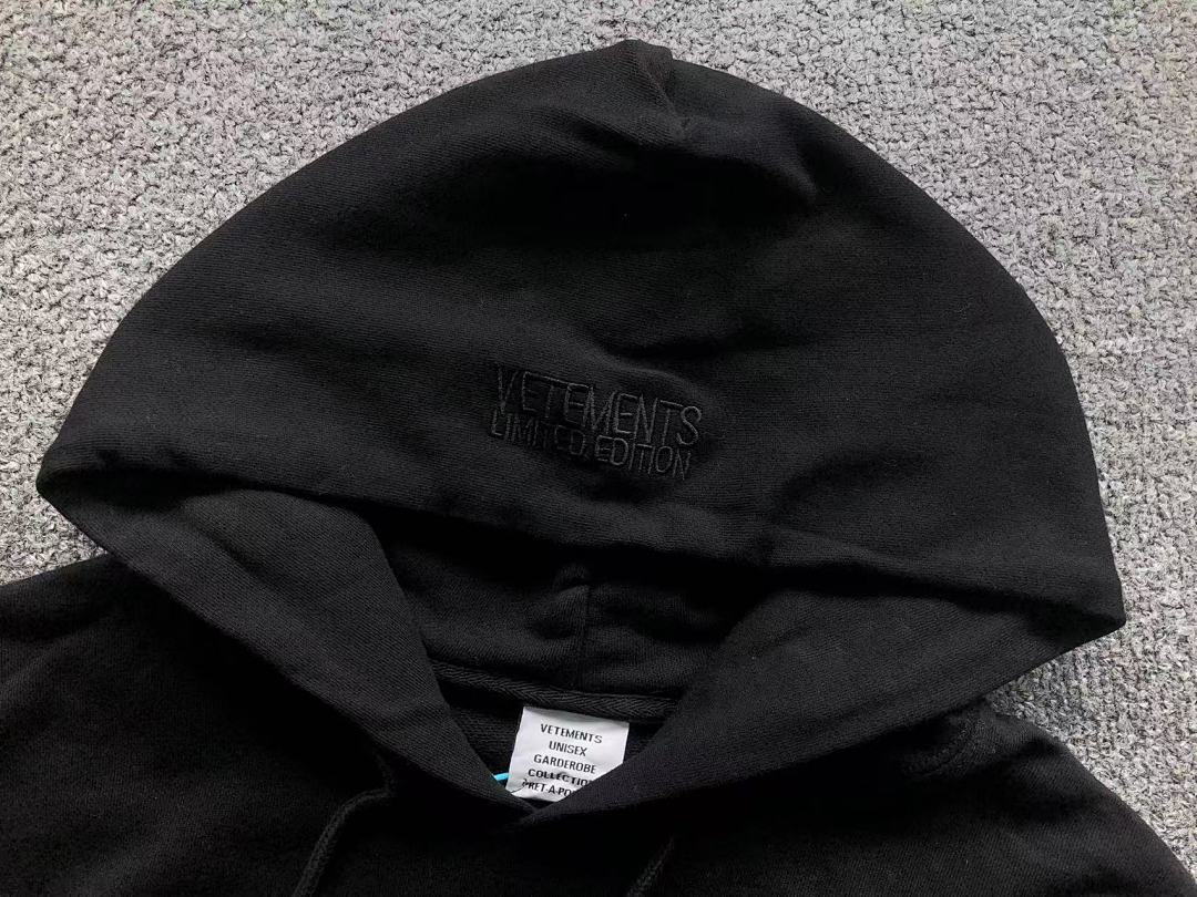 Vetements 158 VETEMENTS - Image 17