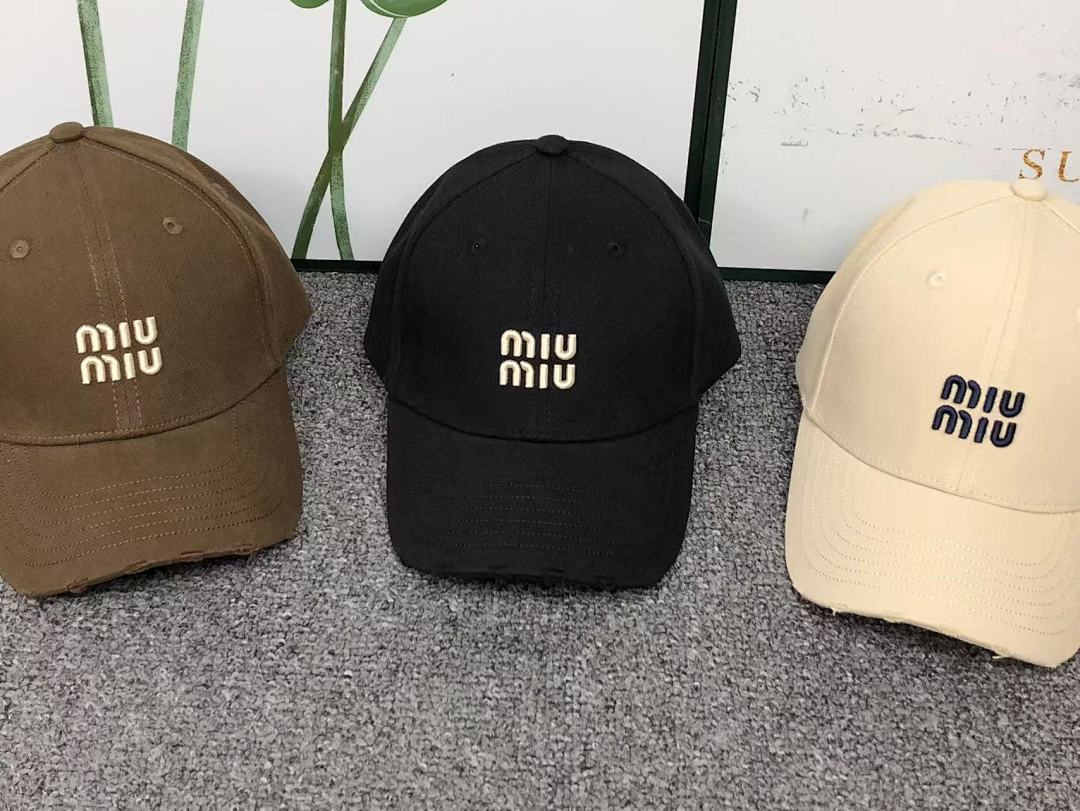 Miu Miu 68 M⭐U - Image 3