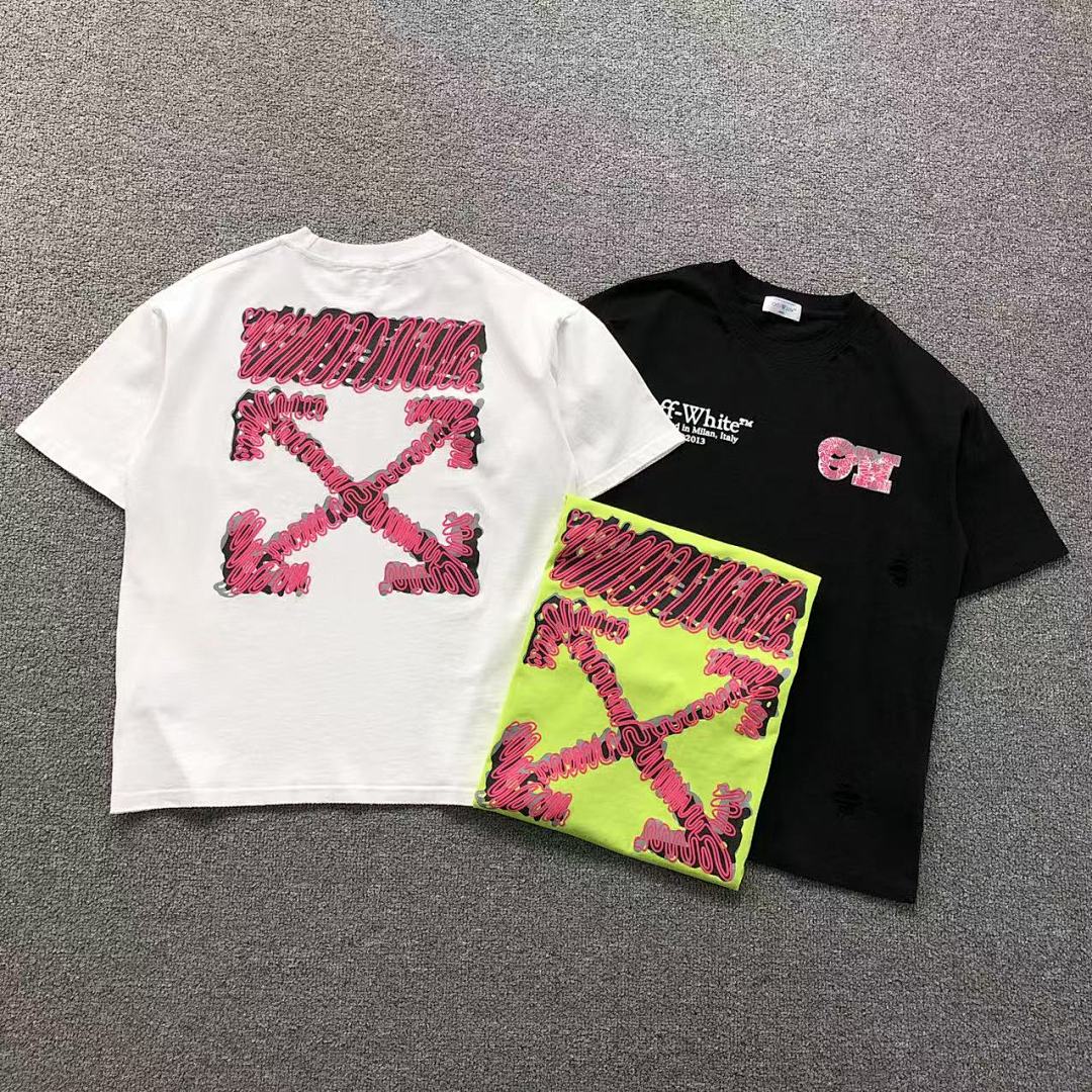 Off-White 98 OFF-WHITE T-SHIRT 505143319 (Im 170Cm 60Kg I Wear Size S In The Phot)
