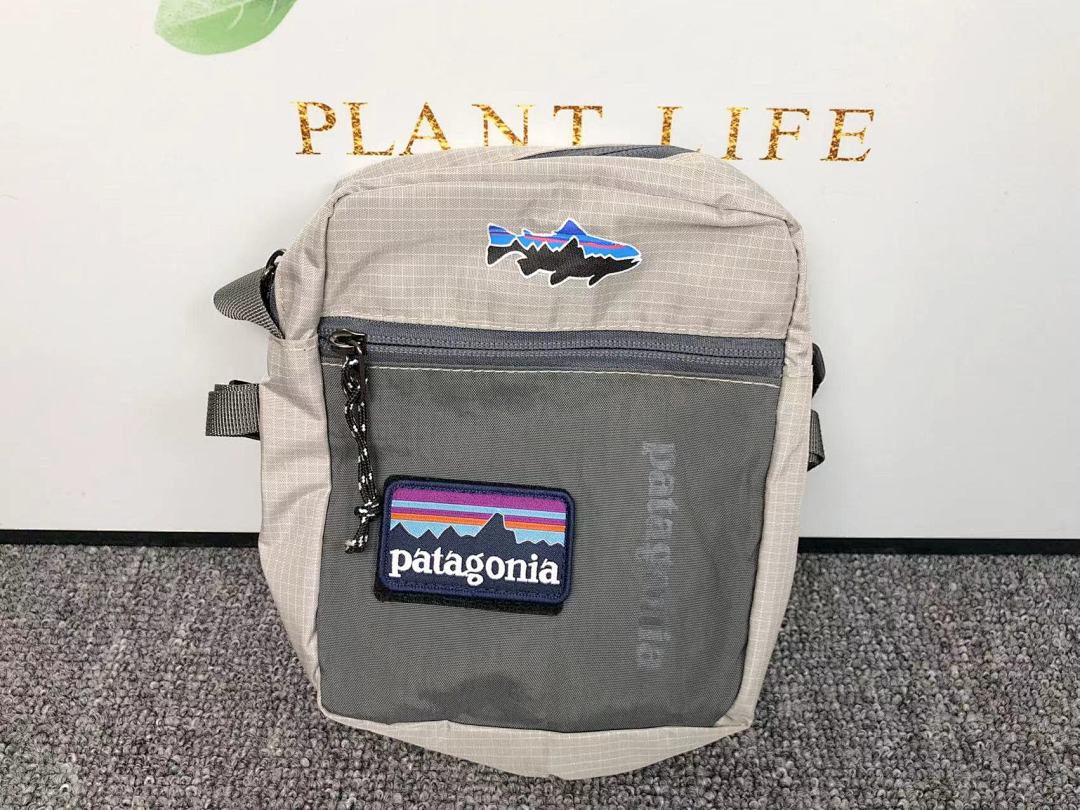On Running 78 PATAGONIA BAG 19030866 (Long 15CM* Wide 6CM* High 21CM) - Image 18