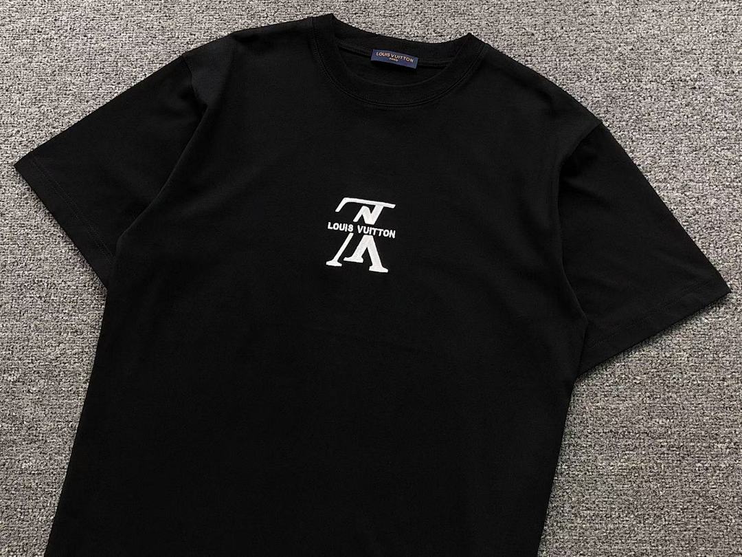 Louis Vuitton 108 L⭐ T-SHIRT41072405133 (Im 170Cm 60Kg I Wear Size S In The Phot) - Image 13