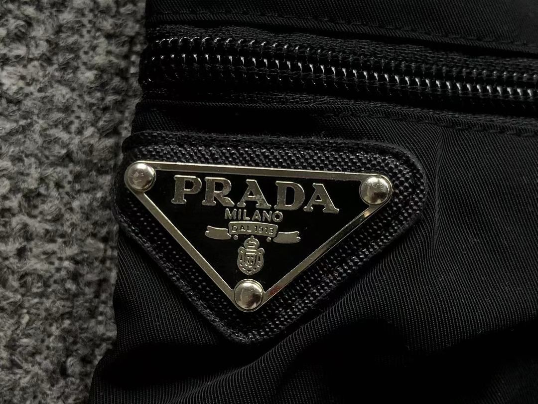 Prada 195 P⭐A⭐A - Image 6