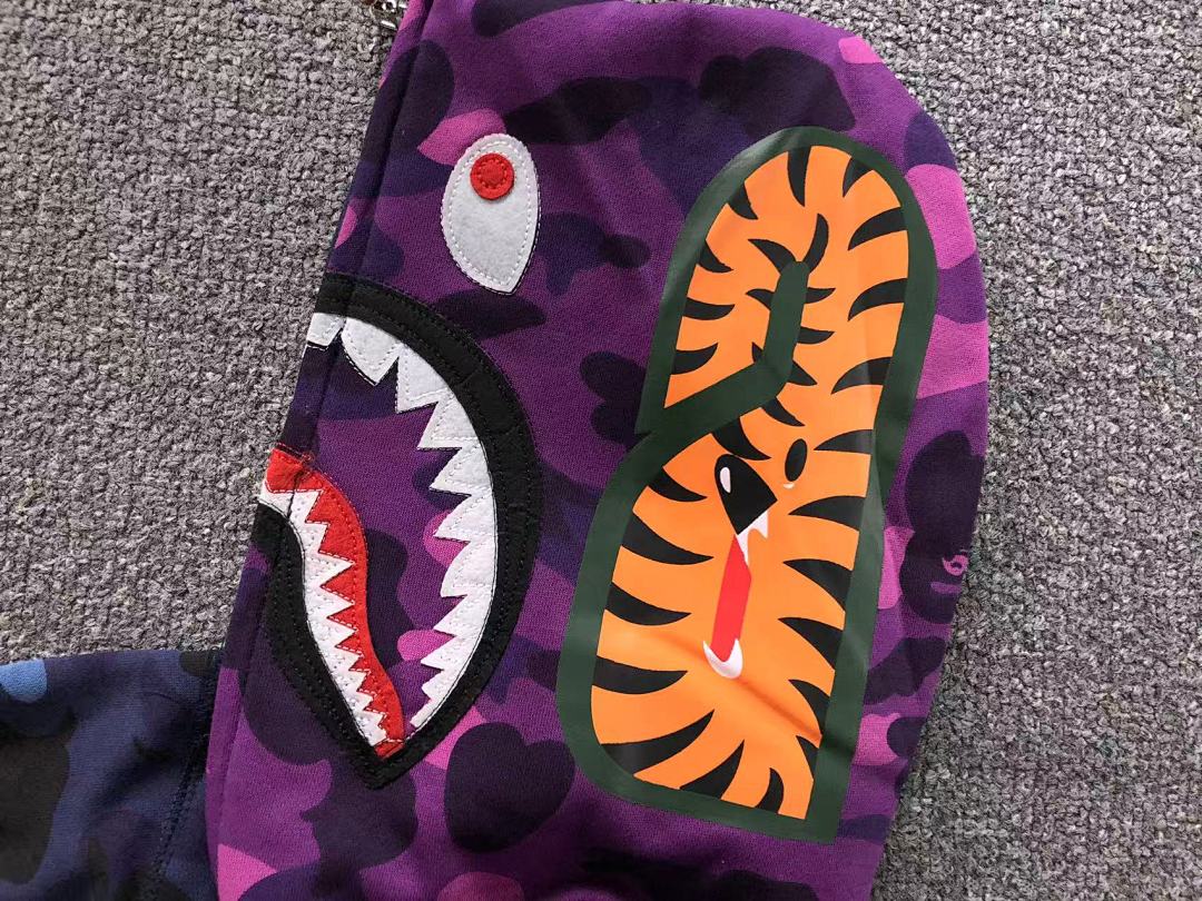 Bape 215 BAPE HOODIE 3203210717 (Im 170Cm 60Kg I Wear Size S In The Phot) - Image 10