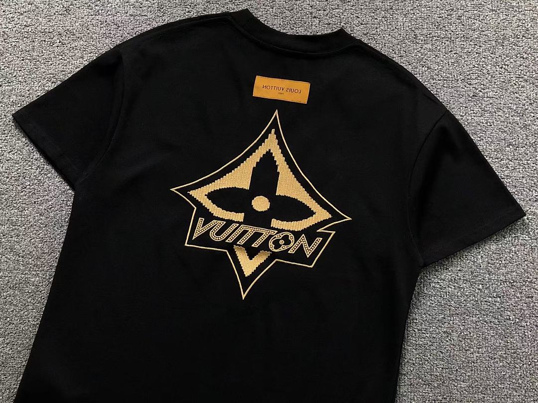 Louis Vuitton 145 L⭐ T-SHIRT 22051211001 (Im 170Cm 60Kg I Wear Size S In The Phot) - Image 12